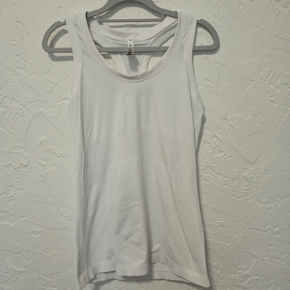 Firm Athleta Tank Top Shirt Top Bundle Green And White Size Medium And Large - Picture 9 of 11